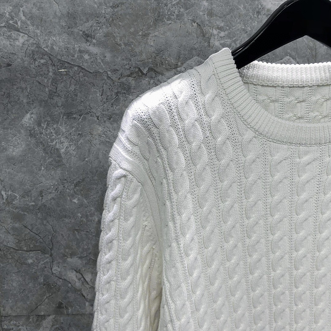 THOM BROWNE 经典四杠粗针麻花圆领毛衣 针织衫 长袖 灰色 白色 藏青色 MKA402A-Y3017-055