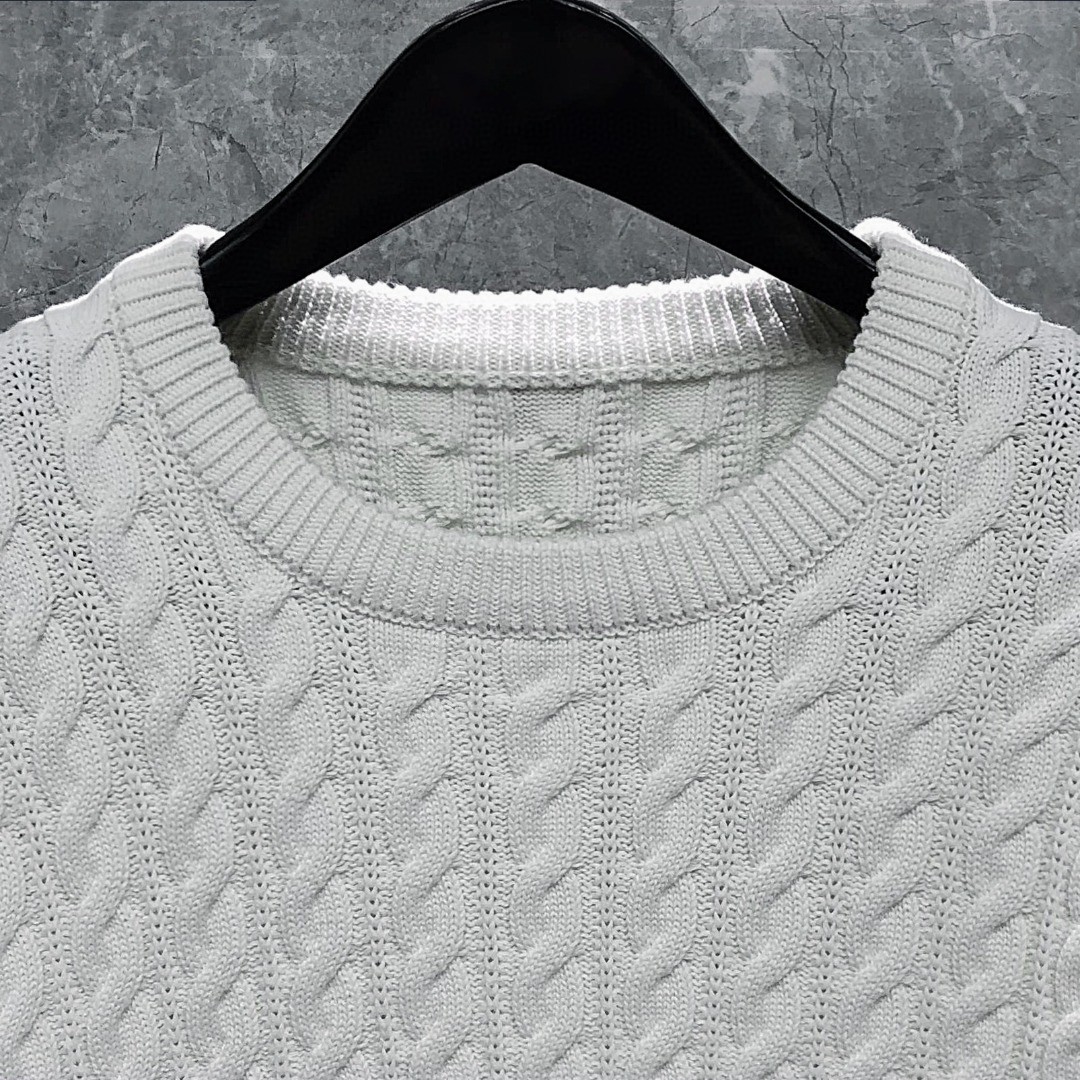 THOM BROWNE 经典四杠粗针麻花圆领毛衣 针织衫 长袖 灰色 白色 藏青色 MKA402A-Y3017-055
