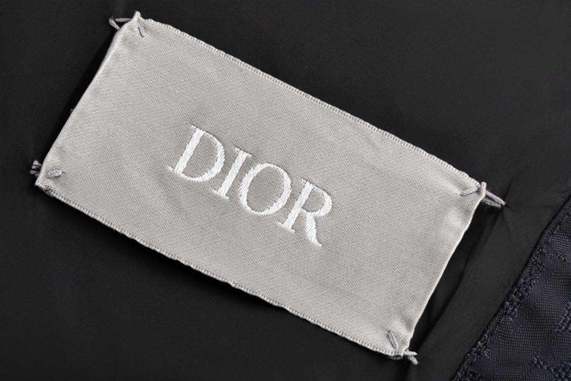 DIOR 迪奥 暗纹提花单排扣立领马甲 背心 羽绒服 外套 夹克 黑色 513C415A6479-C989