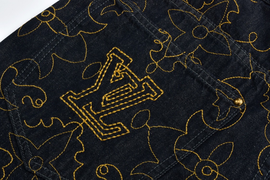 LOUIS VUITTON 路易威登 Timberland FW24 藤蔓绣花牛仔裤 裤子 长裤 1AFX90