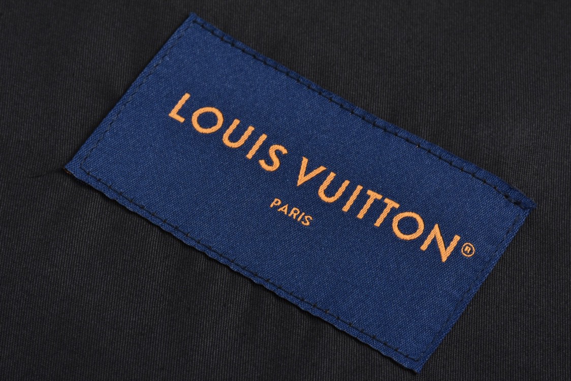 LOUIS VUITTON 路易威登 暗纹棋盘格牛仔外套 夹克 外套 长袖 黑色 