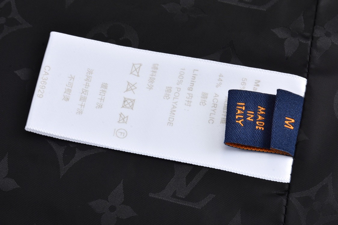 LOUIS VUITTON 路易威登 提花绒面皮牌拉链立领泰迪夹克 外套 长袖 棕色 黑色 1AFXTK