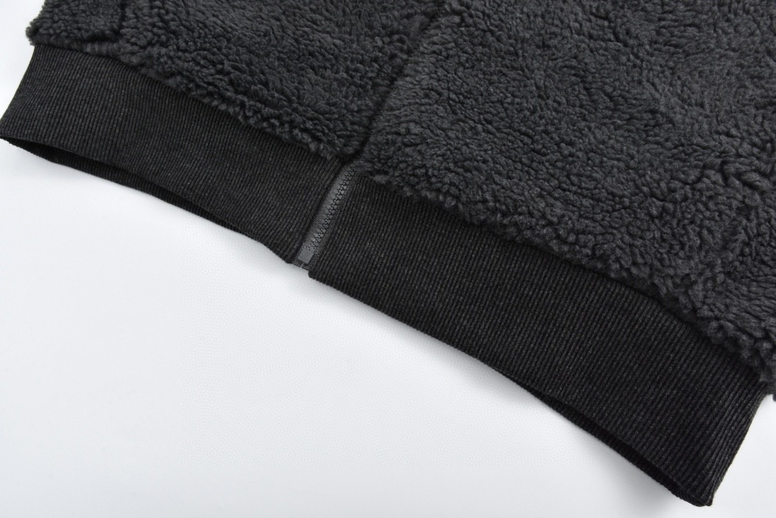 LOUIS VUITTON 路易威登 提花绒面皮牌拉链立领泰迪夹克 外套 长袖 棕色 黑色 1AFXTK