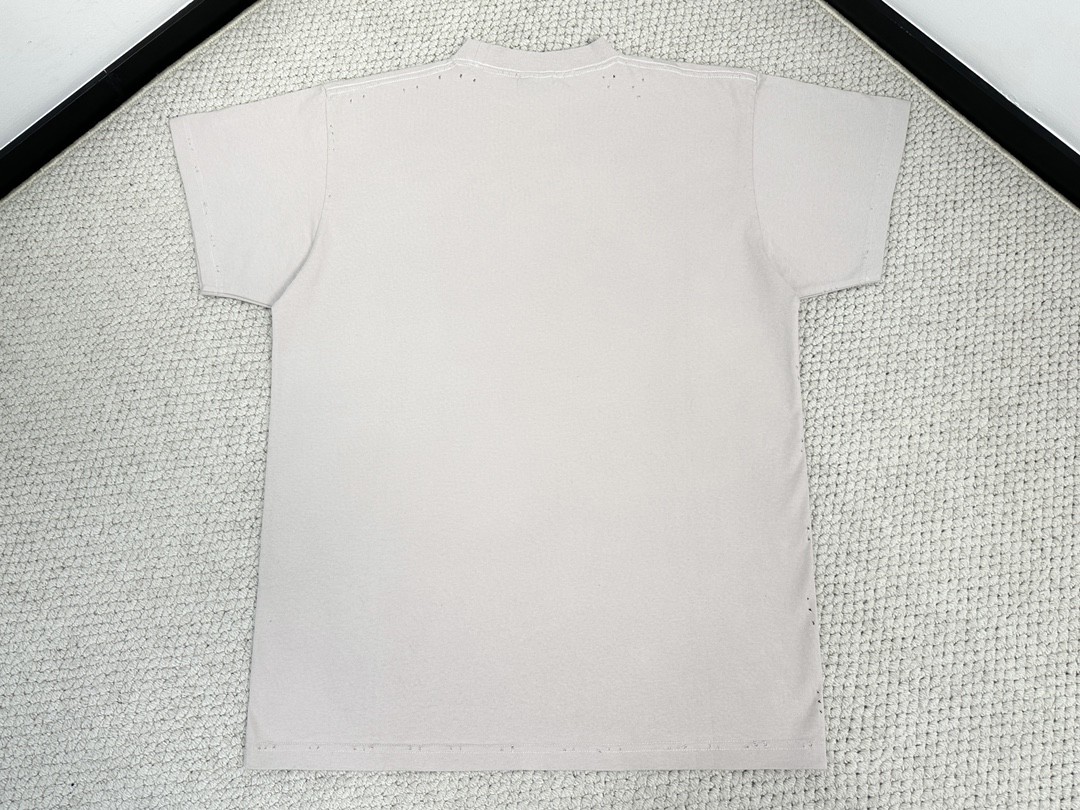 Balenciaga 巴黎世家 做旧破洞字母logo印花圆领短袖 T恤 夏季 白色 黑色 787349TRVS81013