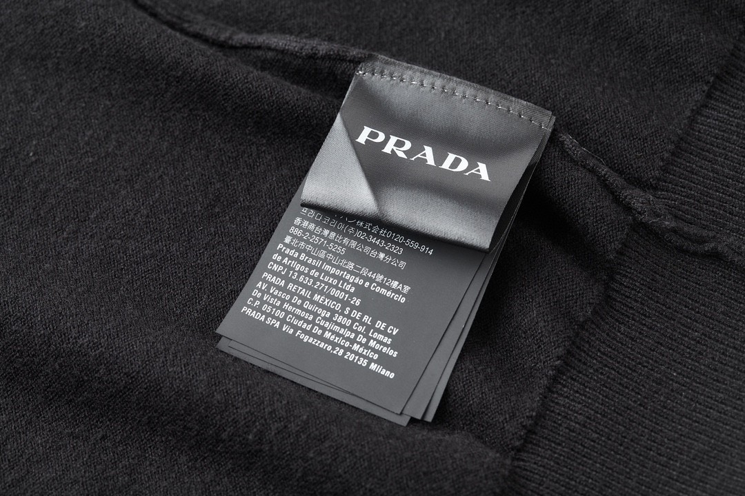 PRADA 普拉达 logo徽标拉链针织衫 毛衣 夹克 外套 长袖 黑色 UMG332-1411-F0002-S-OOO