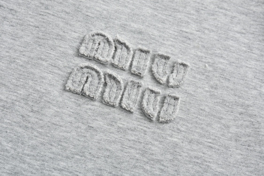 MIU MIU 缪缪 字母logo徽标拉链连帽卫衣 长袖 外套 灰色 MJL967-13TC-F0031