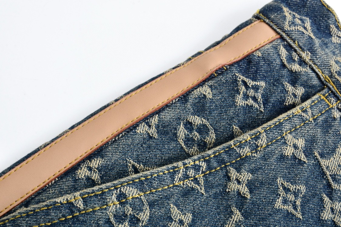 LOUIS VUITTON FW24 路易威登 提花满印皮边牛仔裤 休闲裤 裤子 长裤 蓝色 1AGIV1