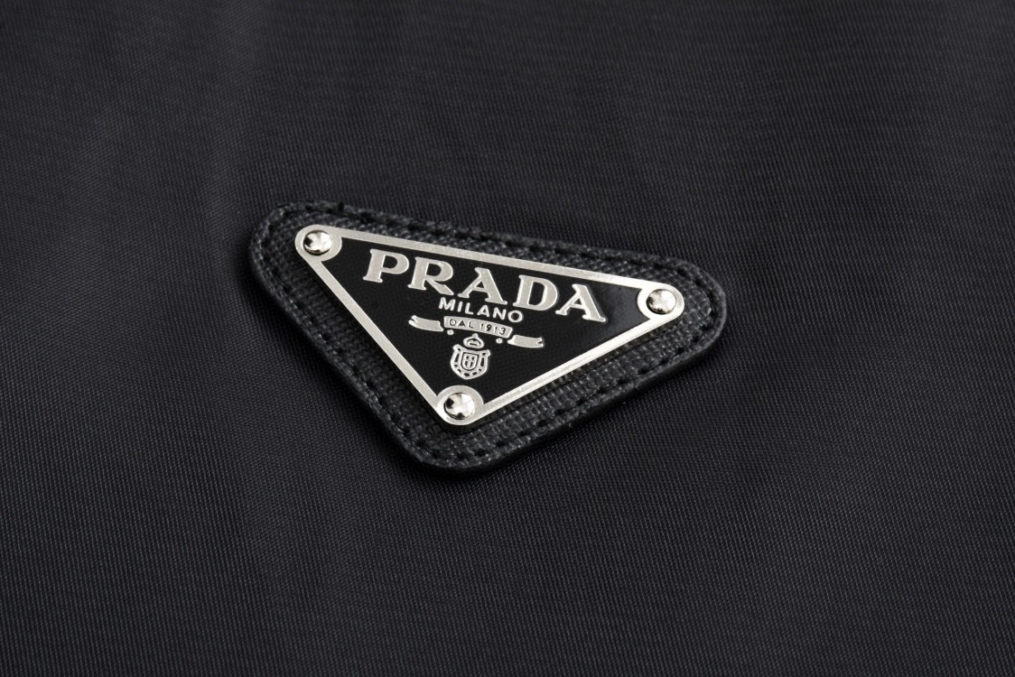 PRADA 普拉达 logo徽标尼龙拼接皮袖连帽棒球服 夹克 外套 长袖 黑色 SGC578-1WQ8-F0002-S-OOO