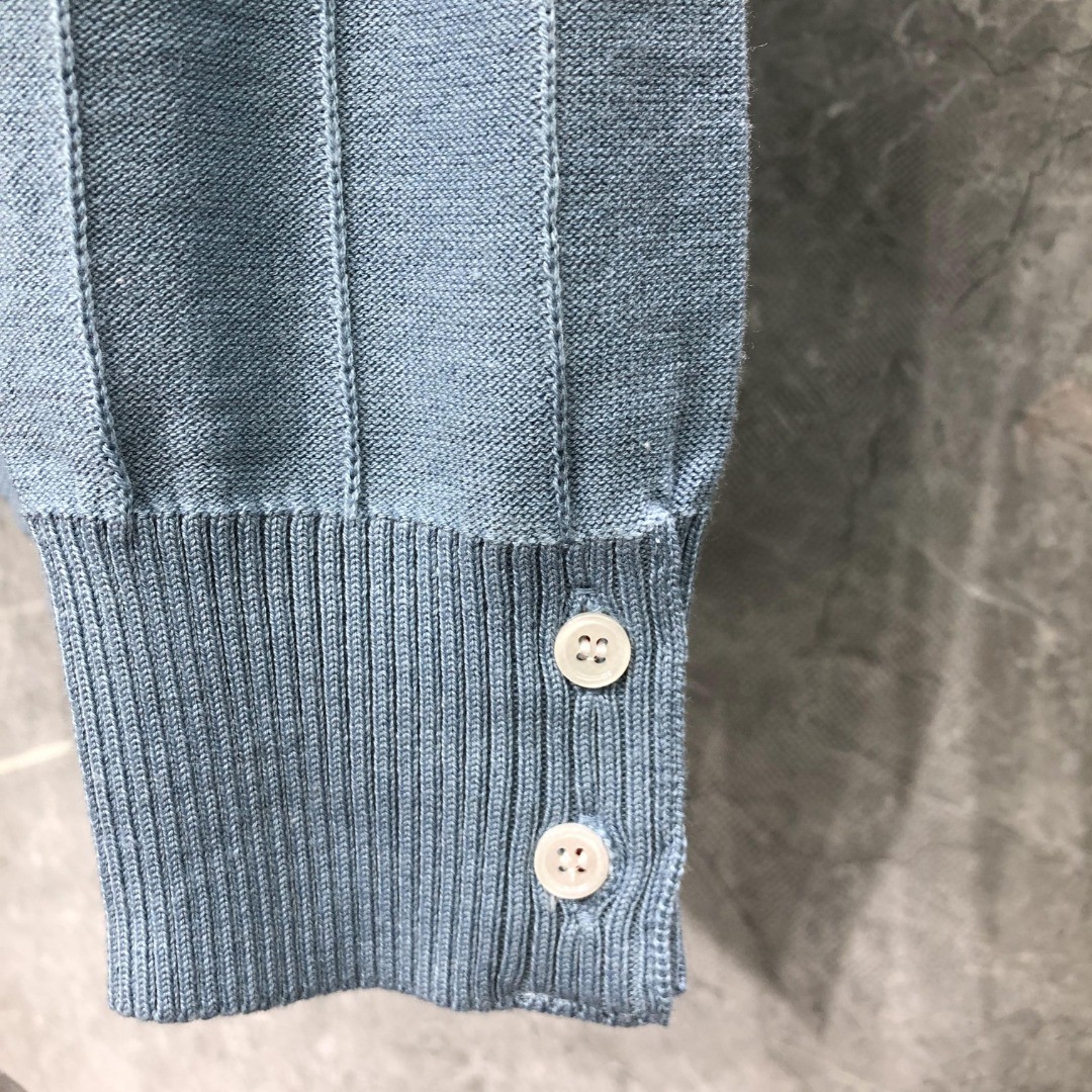 THOM BROWNE 反底坑条双袖红白蓝羊毛V领开衫 毛衣 针织衫 长袖 灰色 浅蓝色 藏青色 白色