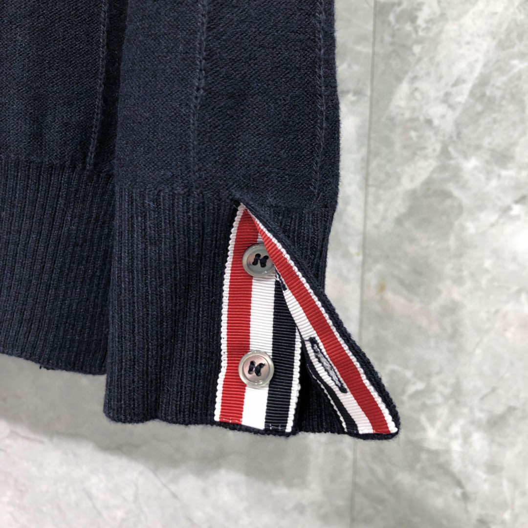 THOM BROWNE 反底坑条双袖红白蓝羊毛圆领毛衣 针织衫 长袖 灰色 白色 藏青色