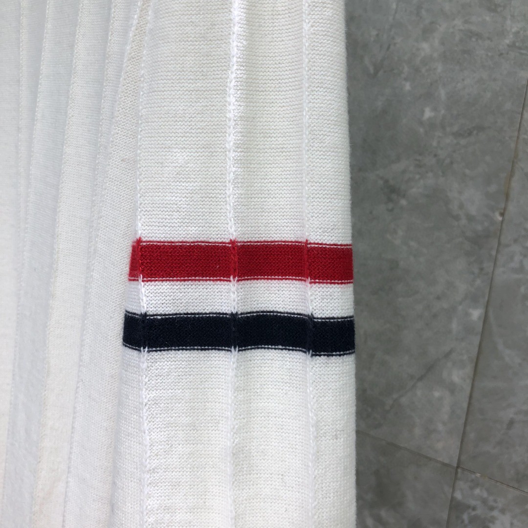 THOM BROWNE 反底坑条双袖红白蓝羊毛圆领毛衣 针织衫 长袖 灰色 白色 藏青色