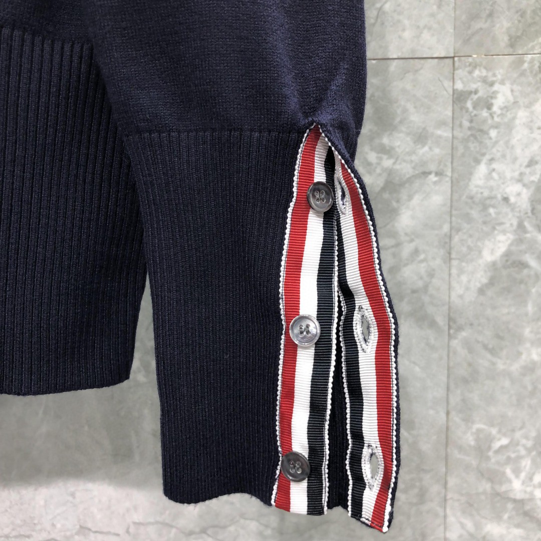 THOM BROWNE 小狗印花V领开衫 毛衣 针织衫 长袖 海军蓝 MKC524A-Y1030-415