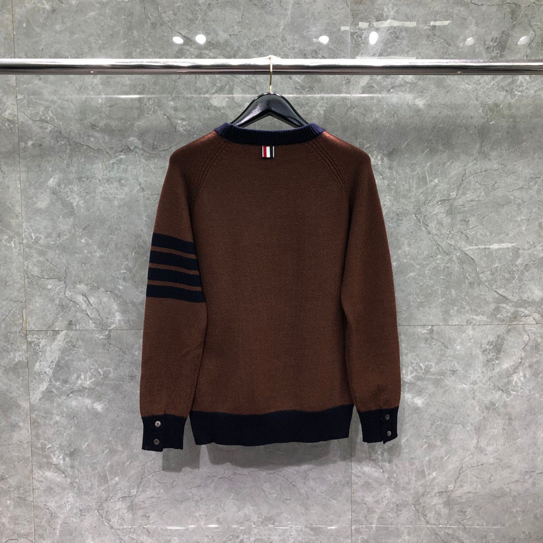 THOM BROWNE 经典四杠圆领毛衣 针织衫 长袖 驼色 白色 