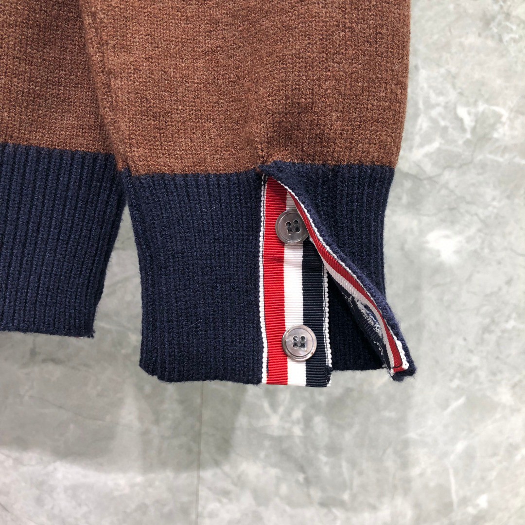 THOM BROWNE 经典四杠圆领毛衣 针织衫 长袖 驼色 白色 