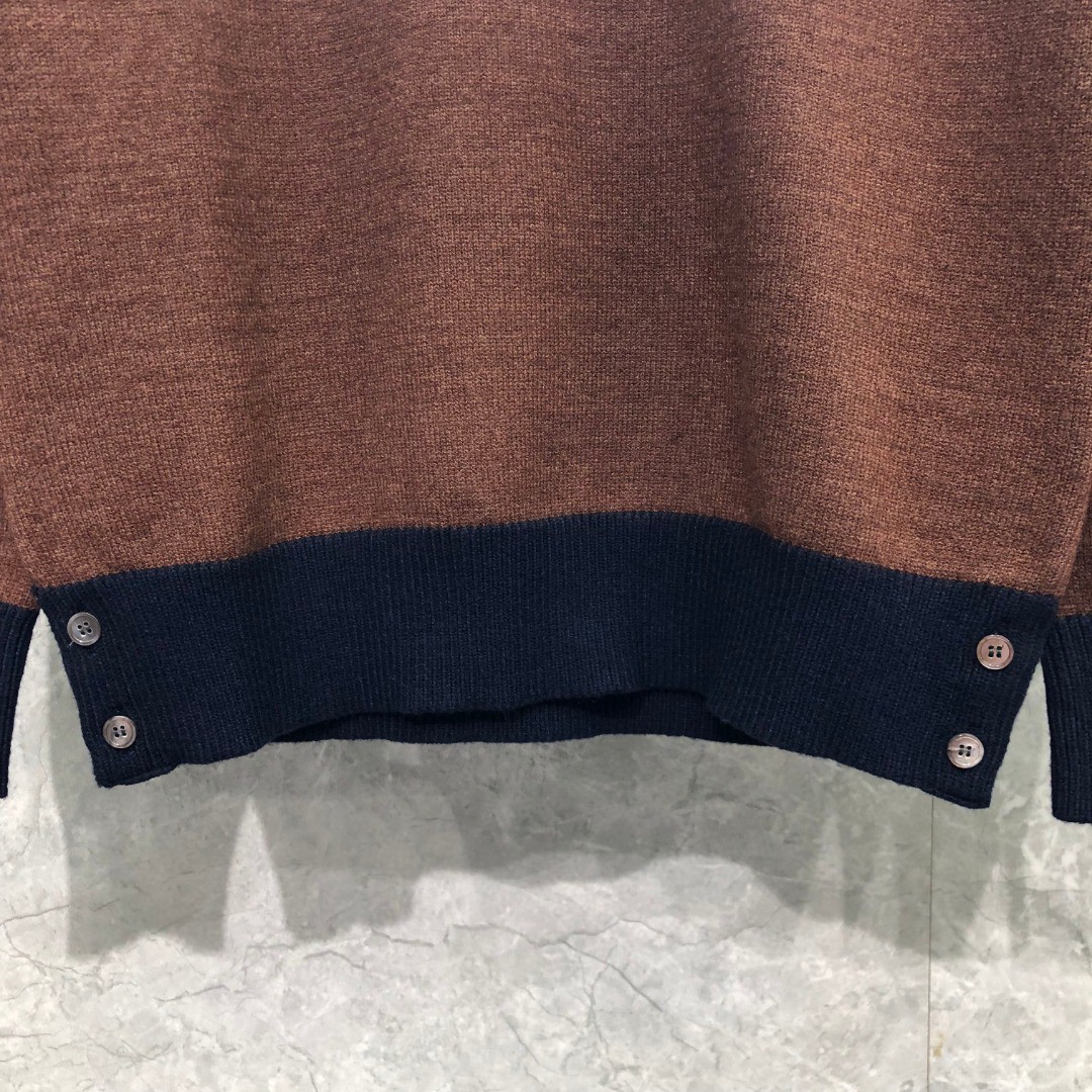 THOM BROWNE 经典四杠圆领毛衣 针织衫 长袖 驼色 白色 