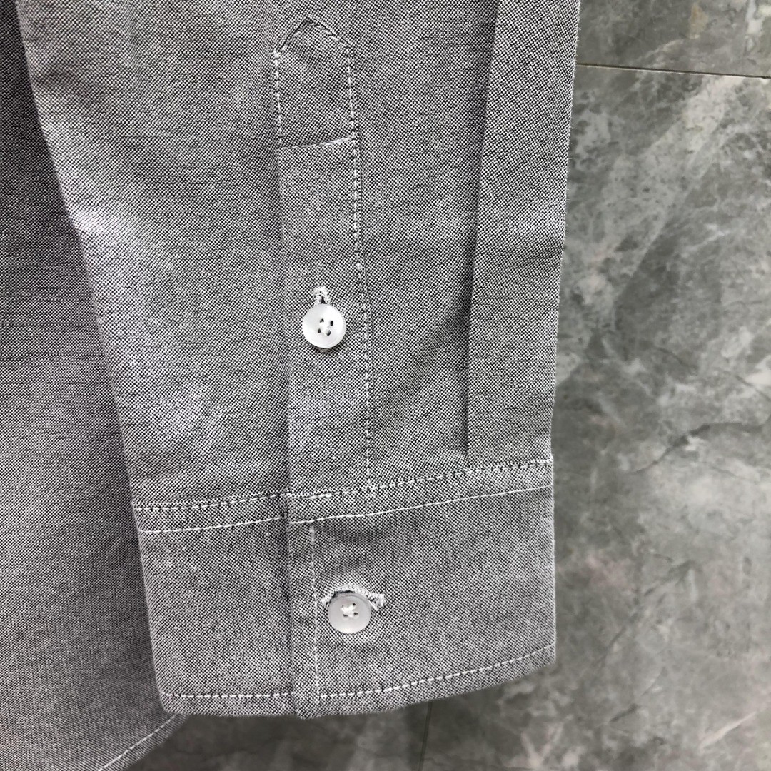 THOM BROWNE 灰色斜纹四杠单排扣衬衫 外套 长袖 白色 灰色