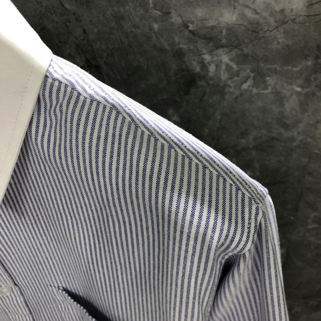 THOM BROWNE 袖口拼色条纹单排扣衬衫 外套 长袖 蓝色 灰色