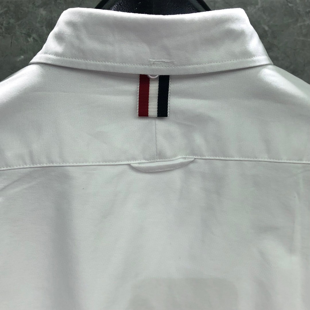 THOM BROWNE 双袖织带口袋烫钻小狗图案单排扣衬衫 外套 长袖 白色 