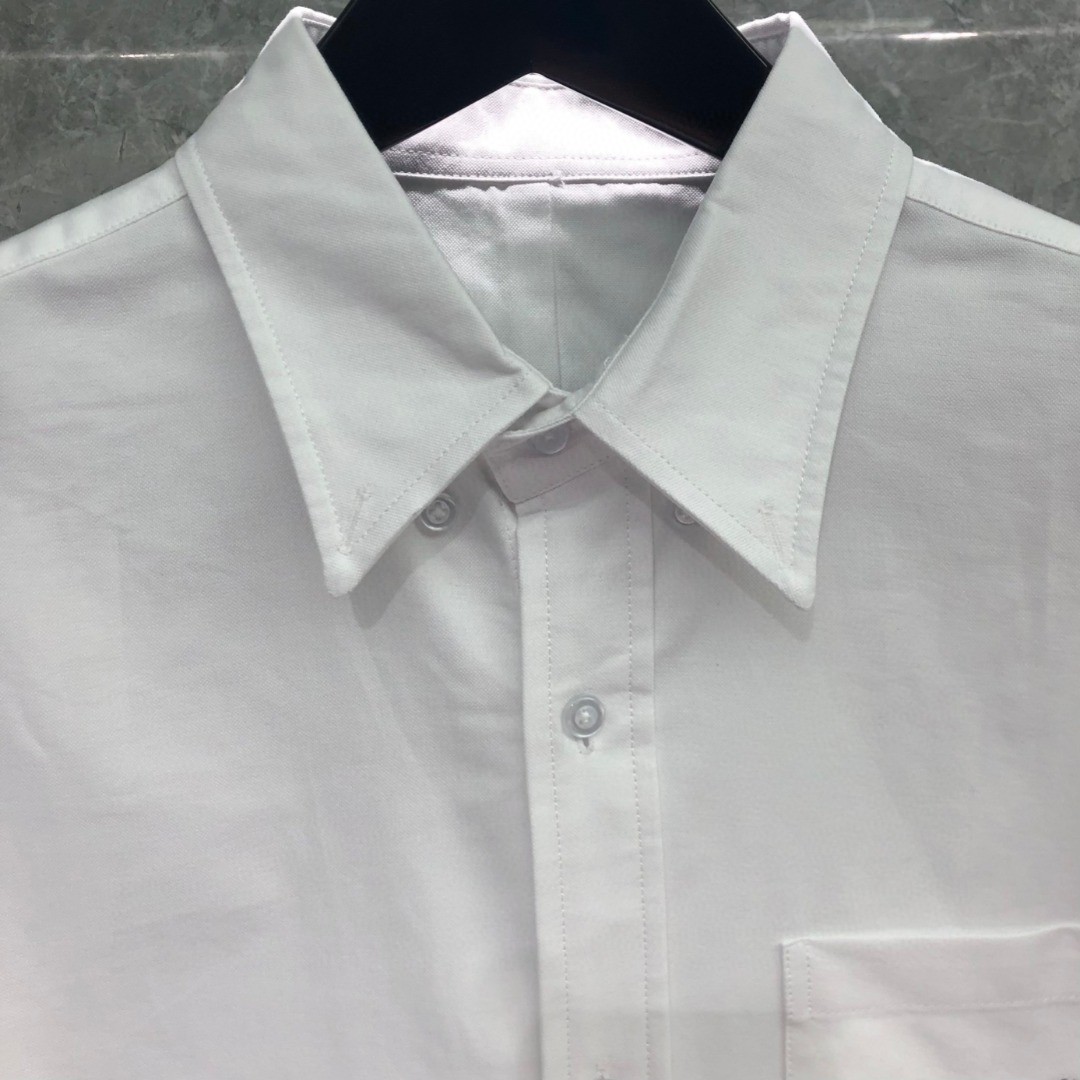 THOM BROWNE 双袖织带口袋烫钻小狗图案单排扣衬衫 外套 长袖 白色 