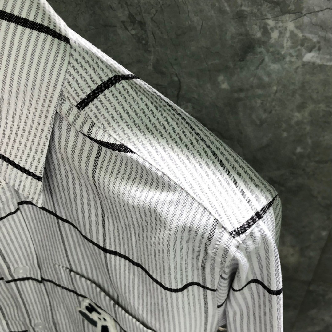 THOM BROWNE 格子舞狮小狗刺绣图案单排扣衬衫 外套 长袖 蓝色 灰色