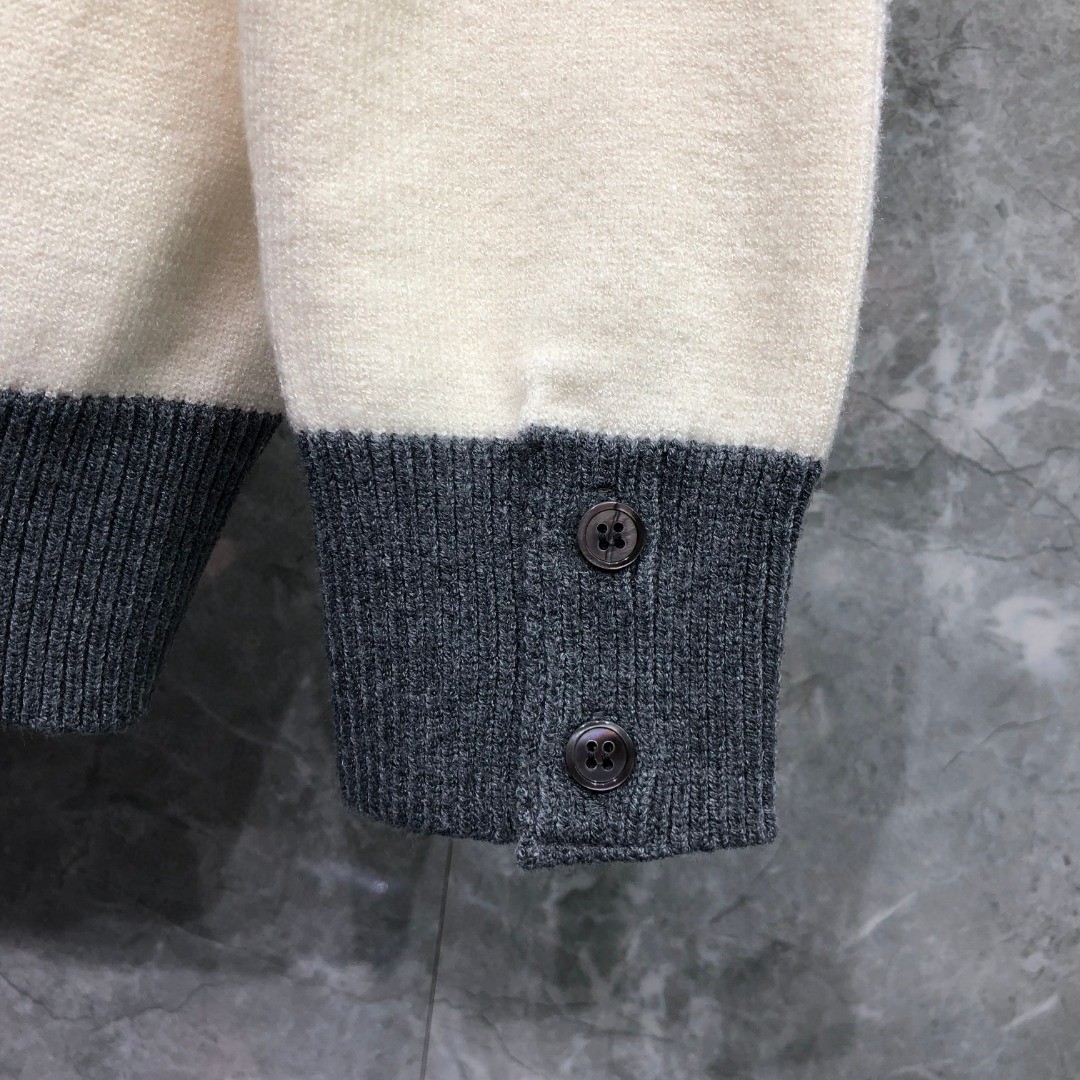 THOM BROWNE 插肩袖V领开衫 毛衣 针织衫 长袖 驼色 白色 MKC485AY1026