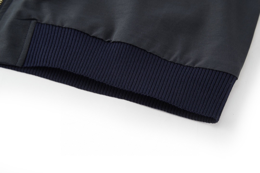 MIU MIU 缪缪 logo徽标拉链飞行员夹克 外套 长袖 