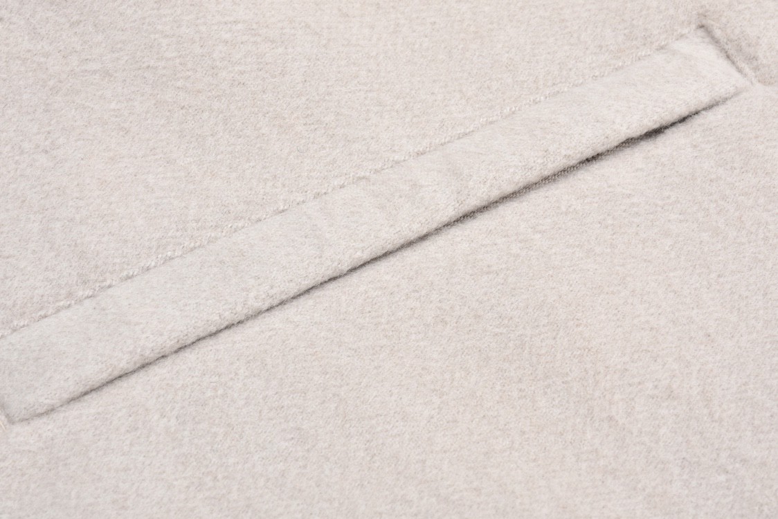 PRADA 普拉达 羊毛徽标立领拉链羽绒马甲 背心 保暖 白色 SGC417-1YEQ-F0627-S-FOO