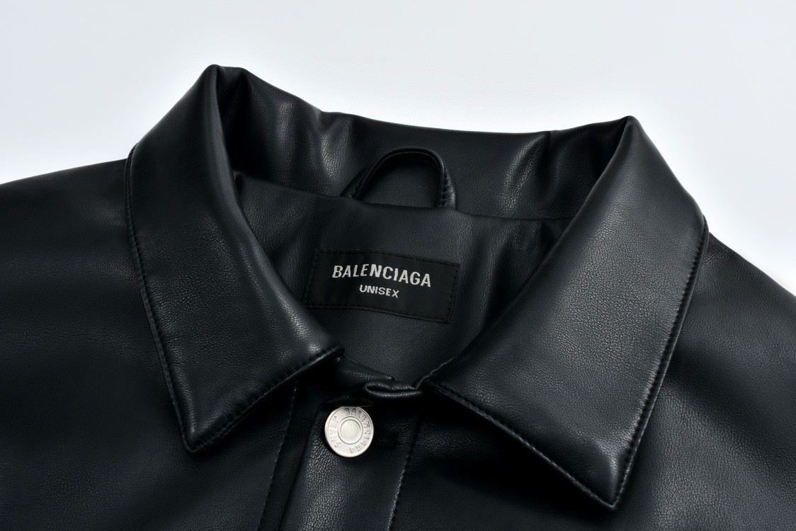 Balenciaga 巴黎世家 铆钉穿刺皮衣夹克 外套 长袖 黑色 794415TOS141000