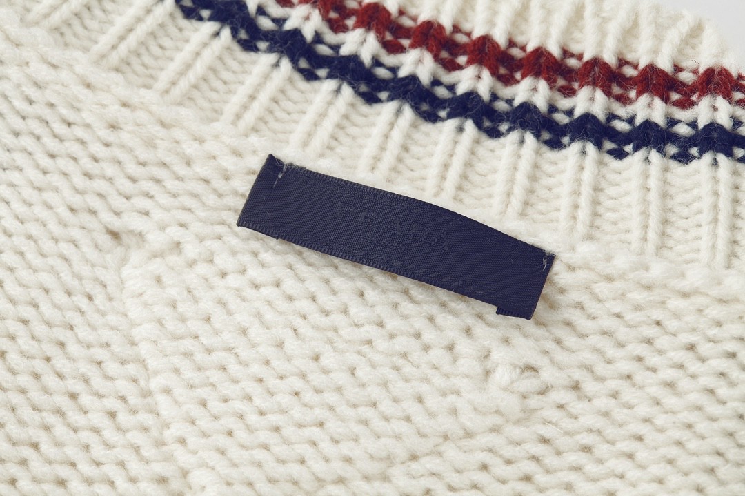 PRADA 普拉达 红蓝条拼色羊毛开衫 针织衫 毛衣 外套 长袖 白色