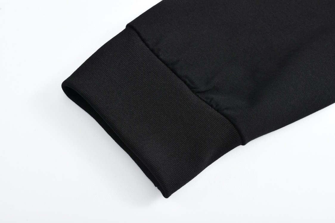 MIU MIU 缪缪 刺绣字母logo圆领T恤 长袖 黑色 白色