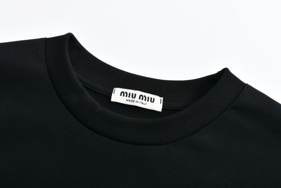 MIU MIU 缪缪 刺绣字母logo圆领T恤 长袖 黑色 白色
