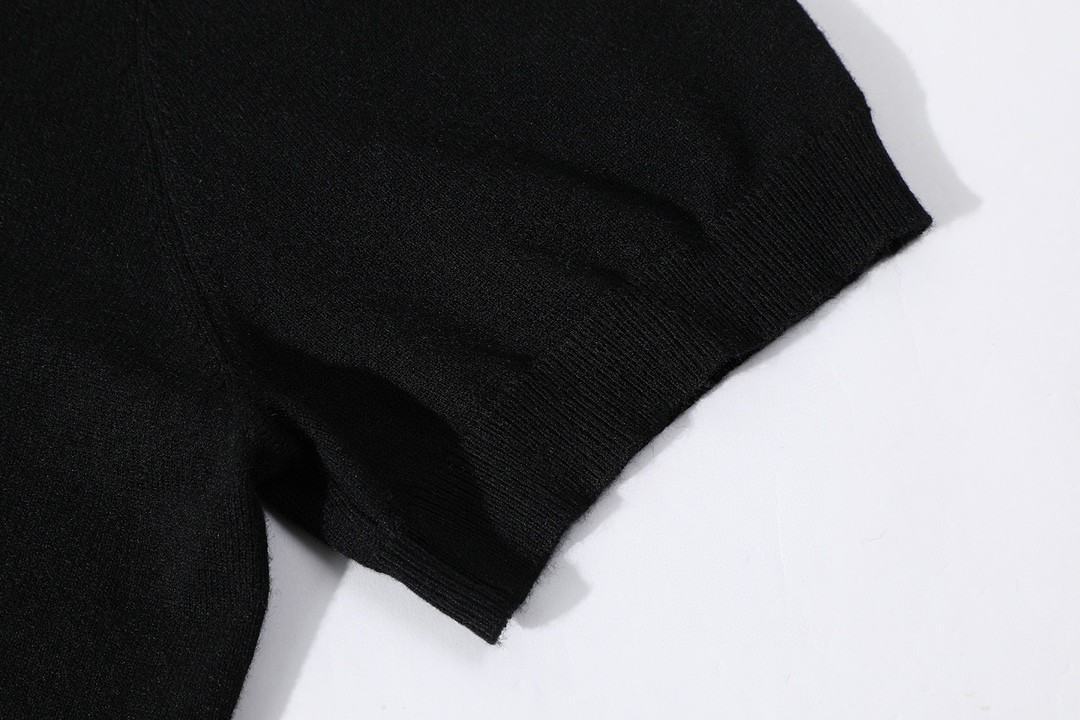 MIU MIU 字母logo徽标羊毛Polo衫 短袖 T恤 夏季 黑色 