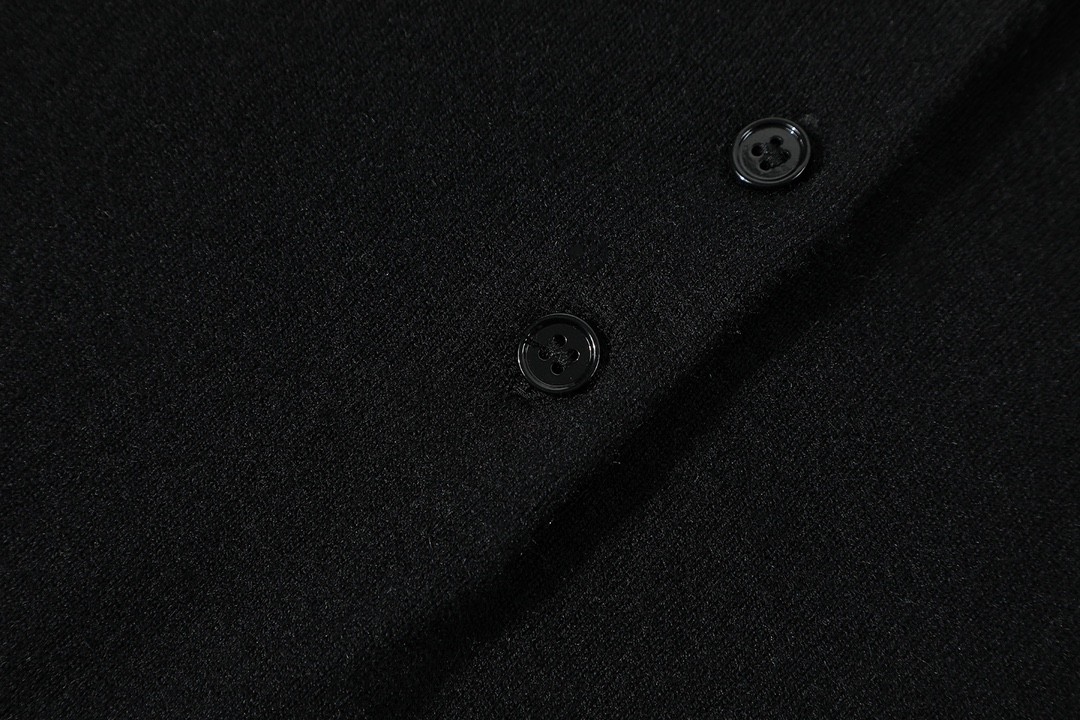 MIU MIU 字母logo徽标羊毛Polo衫 短袖 T恤 夏季 黑色 