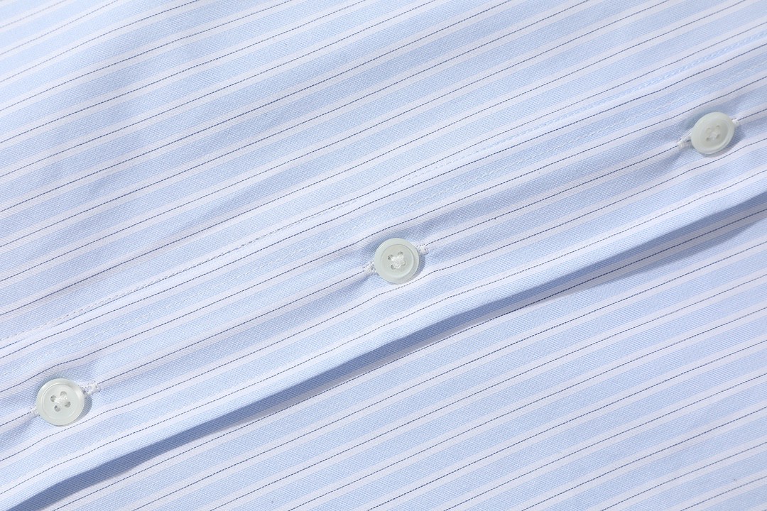 MIU MIU 缪缪 刺绣字母logo条纹衬衫 外套 长袖 蓝色