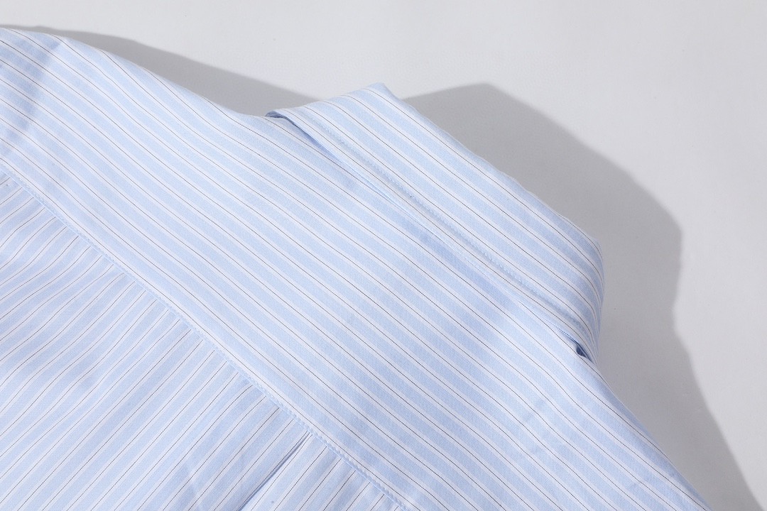 MIU MIU 缪缪 刺绣字母logo条纹衬衫 外套 长袖 蓝色