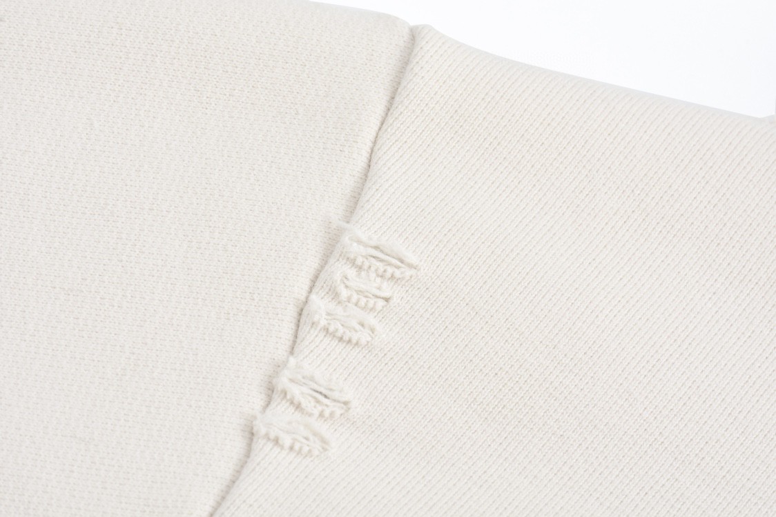 DIOR 迪奥 做旧破洞字母logo印花连帽卫衣 外套 长袖 白色 343J691A0878-C088