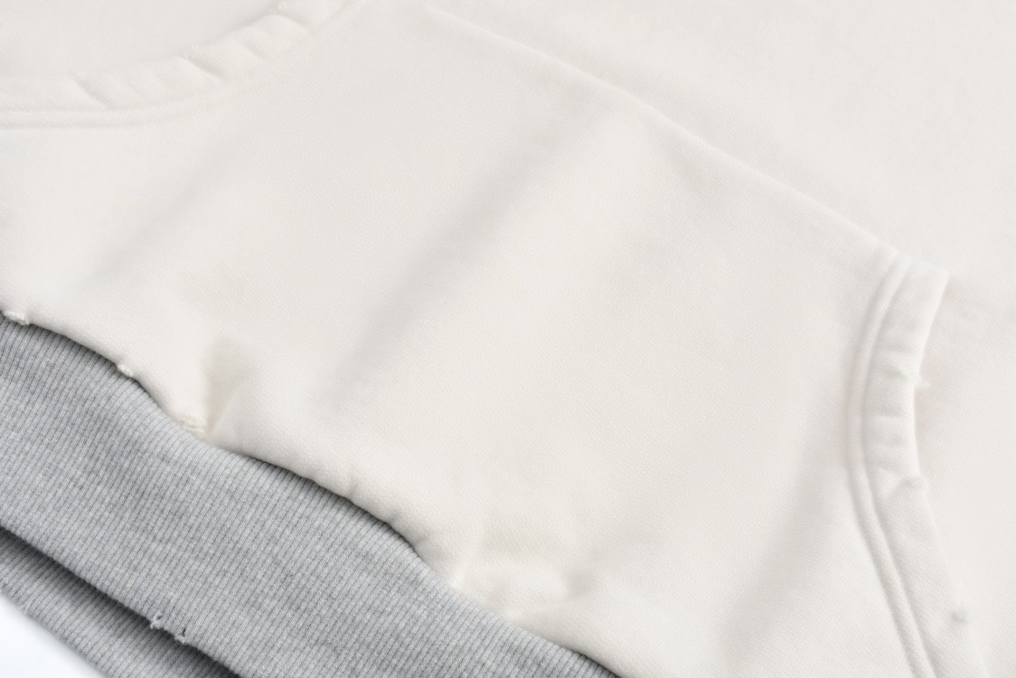 DIOR 迪奥 做旧破洞字母logo印花连帽卫衣 外套 长袖 白色 343J691A0878-C088