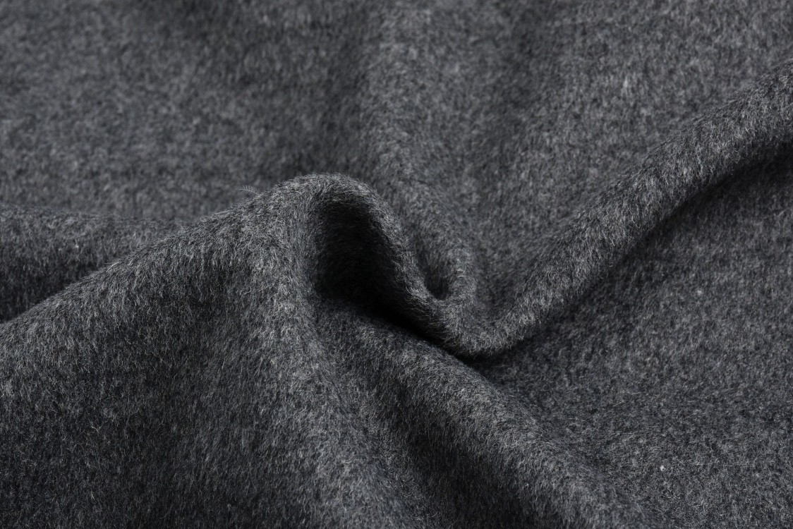 MIU MIU 缪缪 口袋logo徽标羊绒棉服 夹克 外套 长袖 灰色 海军蓝 ML855-13L9-F0031