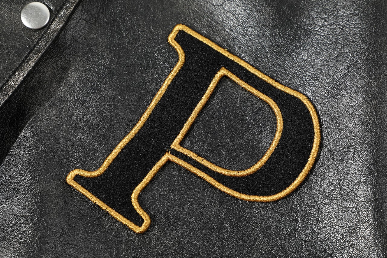 PRADA 普拉达 做旧擦脏字母logo皮衣外套 棒球服 夹克 长袖 象牙白 黑色 UPW518-15Y0-F0304-S-OOO