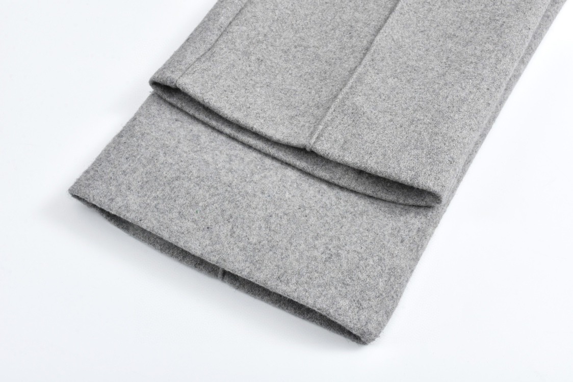 LOUIS VUITTON FW24 路易威登 字母铁标羊毛长裤 休闲裤 裤子 灰色