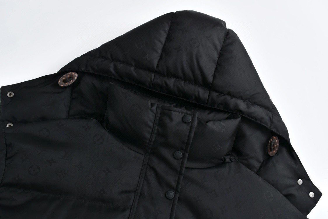 LOUIS VUITTON 路易威登 字母logo暗纹提花连帽羽绒服 外套 长袖 黑色 1AGAEJ