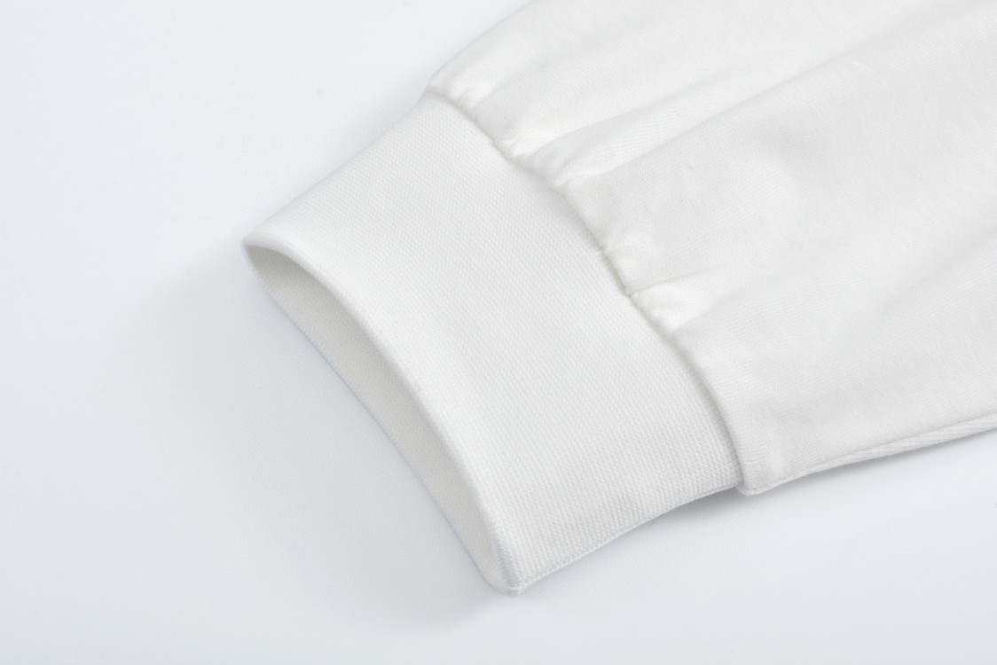 Balenciaga 巴黎世家 字母logo篮球01号印花T恤 长袖 白色