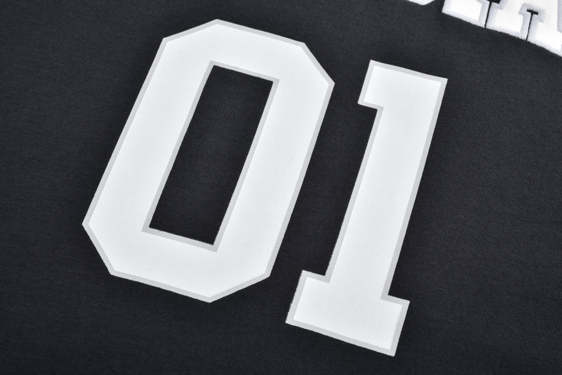 Balenciaga 巴黎世家 字母logo篮球01号印花T恤 长袖 黑色