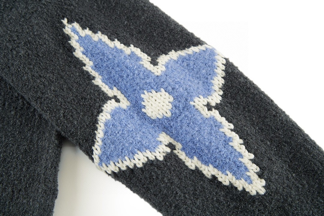 LOUIS VUITTON 路易威登 纯色字母logo印花圆领毛衣 长袖 深灰色 1AGJH7