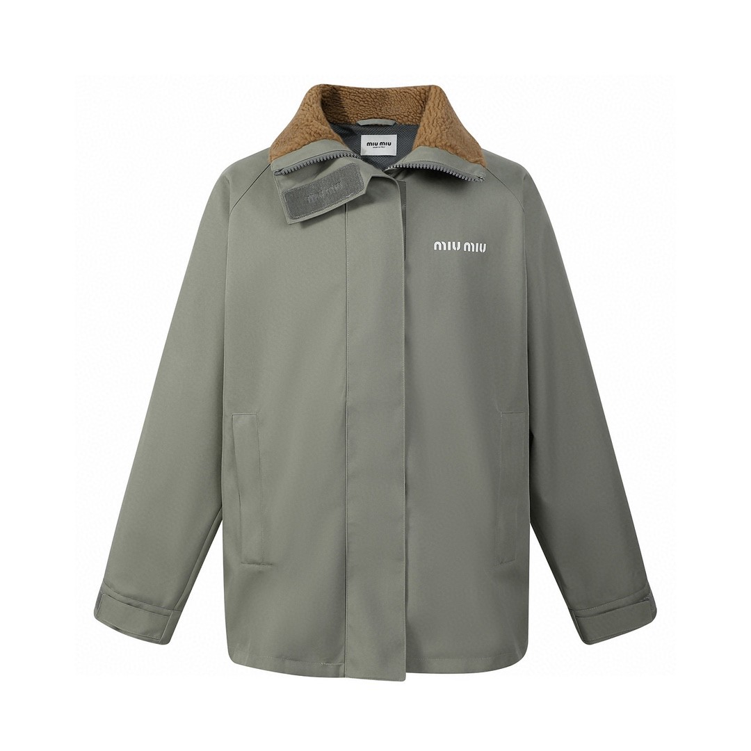 MIU MIU 缪缪 logo字母徽标羊羔毛领拉链冲锋衣 夹克 外套 长袖 白色 钢灰色 ML1093-15RF-F0009-S-OOO