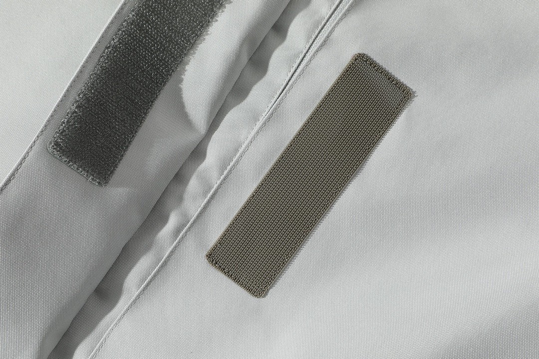 MIU MIU 缪缪 logo字母徽标羊羔毛领拉链冲锋衣 夹克 外套 长袖 白色 钢灰色 ML1093-15RF-F0009-S-OOO