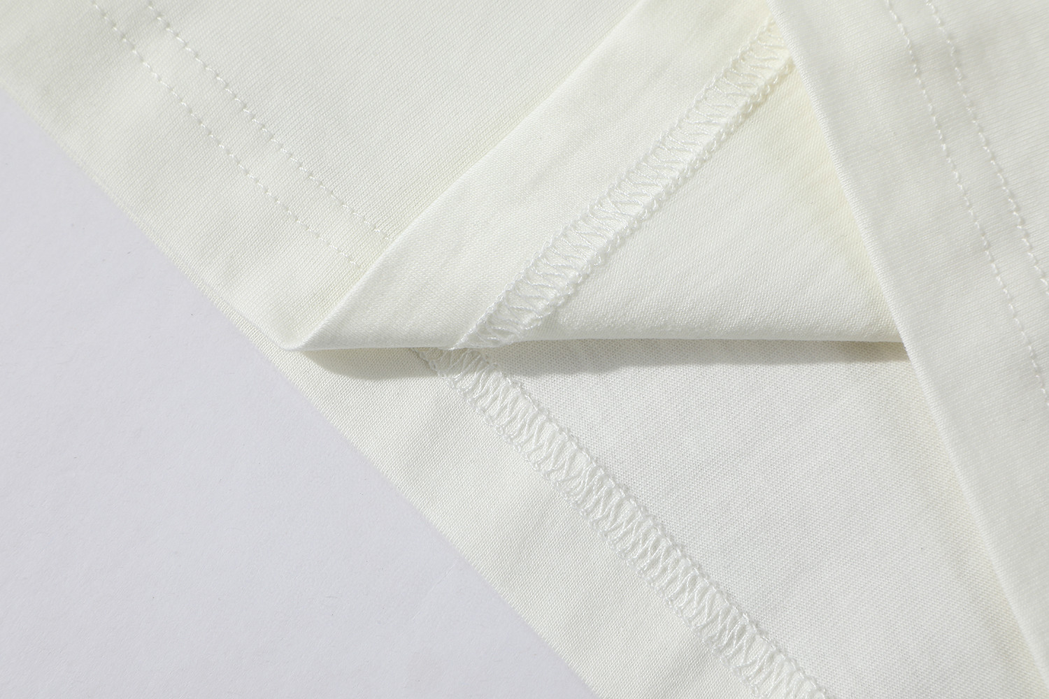 MIU MIU 撞色字母logo徽标圆领短袖 T恤 夏季 白色 黑色 MJN522-14EL-F0009-S-OOO