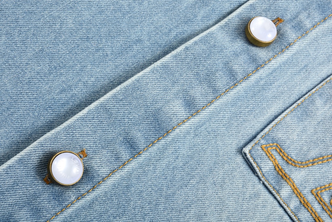 LOUIS VUITTON 路易威登 刺绣字母logo单排扣衬衫 短袖 蓝色 1AGJOP