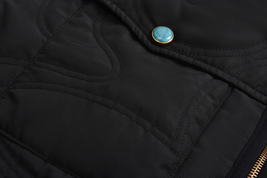 LOUIS VUITTON 路易威登 暗纹刺绣绿松石拉链夹克 外套 黑色 1AFWK0