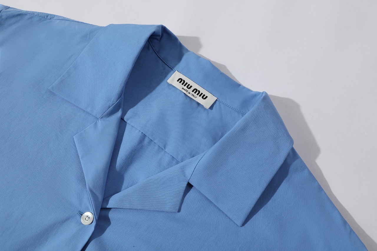 MIU MIU 缪缪 刺绣字母logo单排扣衬衫 长袖 蓝色 白色 MK1884-15UL-F0013-S-OOO